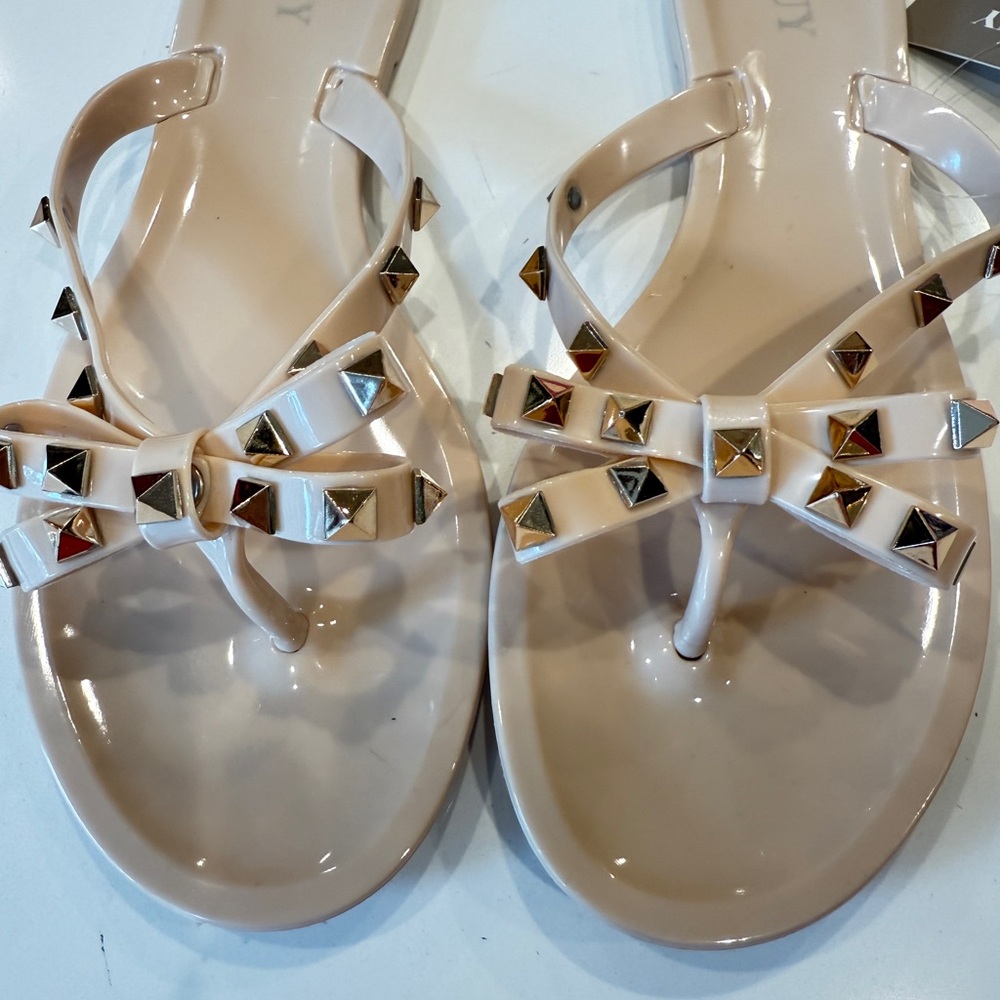 Studded Bow Beige Jelly Sandals